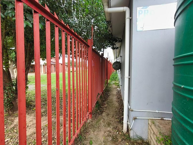 6 Bedroom Property for Sale in Mthata Eastern Cape